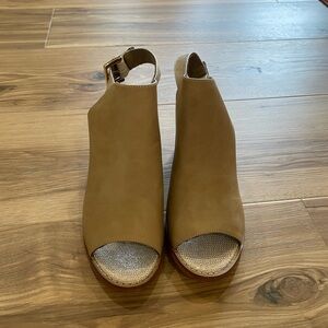 Muk Luks Tan Peep-Toe Mules